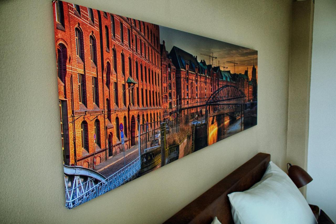 Neu! Einmaliges Loft Im Binnenhafen - Hafenblick! Hamburg Exterior foto